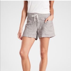 Athleta Cabo Linen 4” shorts